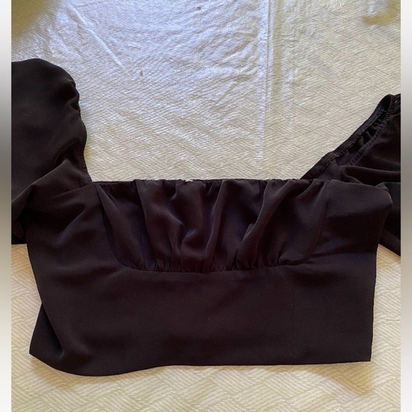 Capulet cropped blouse — size SMALL - Picture 8 of 14